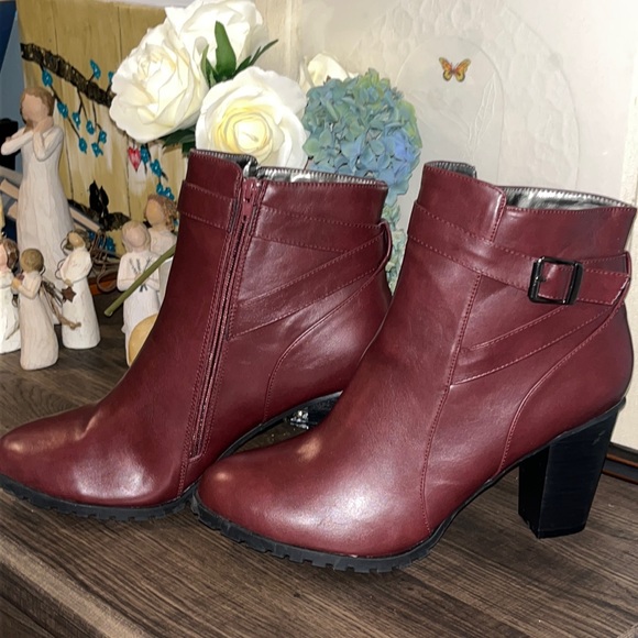 Andres' Machado Moto Zip Side Burgundy Heeled Bootie Ankle Boots sz 44 NWOT - Picture 1 of 13